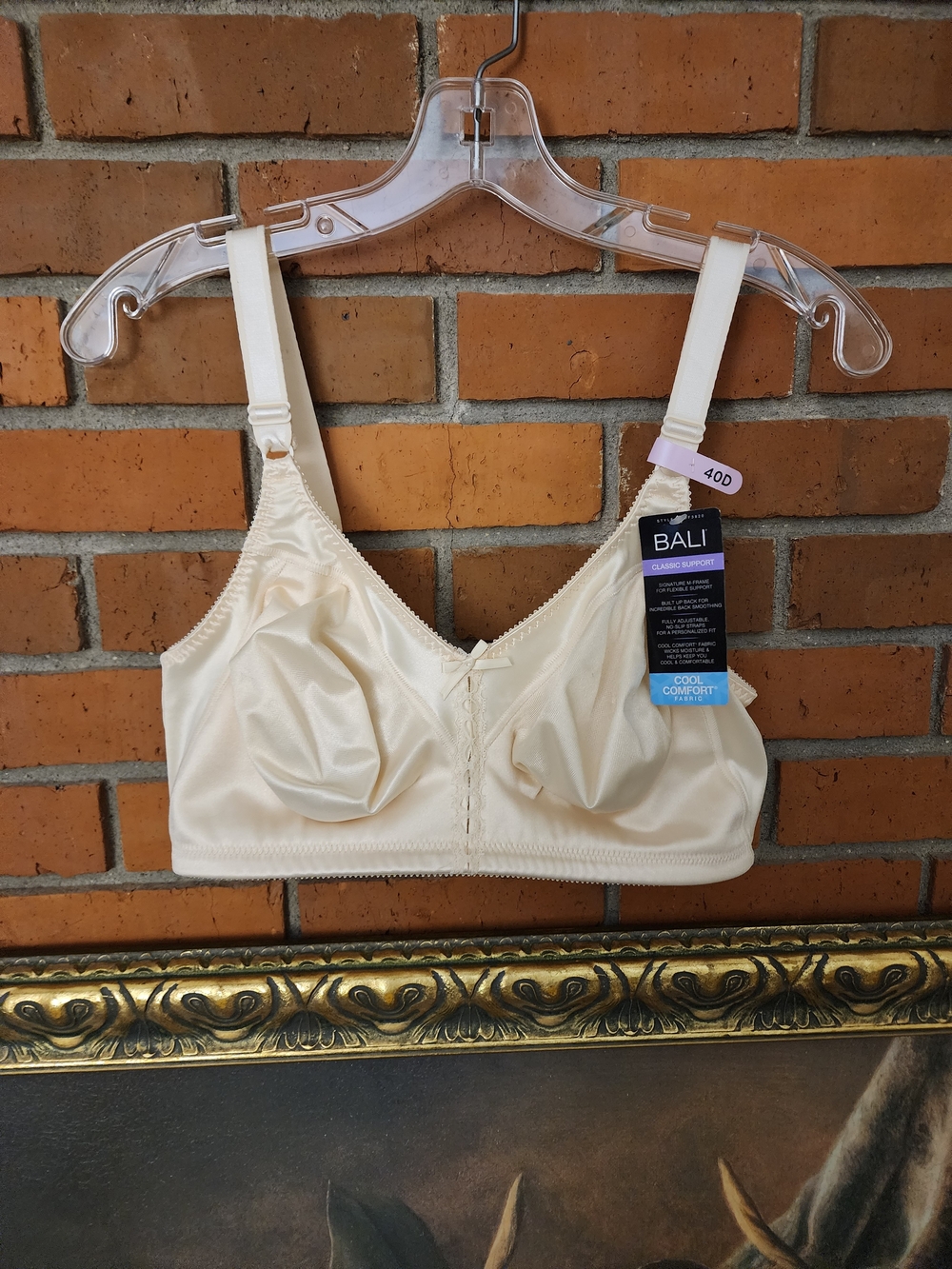 Bali Cool Comfort Wirefree Bra in Cream 40D